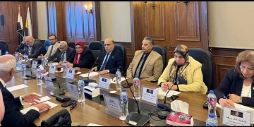 الجمارك وجمعية رجال أعمال الإسكندرية تبحث تعزيز فرص الصادرات والواردات 1 - جريدة المساء