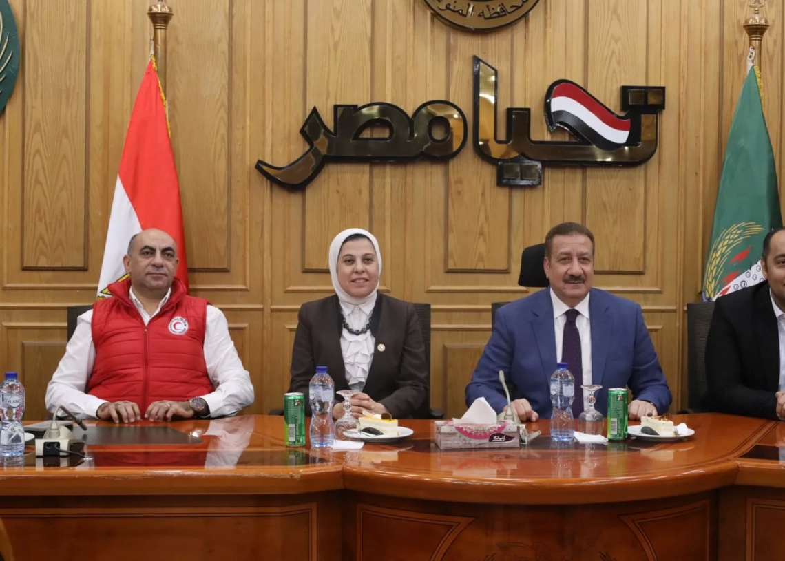 الهلال الأحمر ومحافظ المنوفية يشهدان زفاف ثلاثة من أبناء دار البنين للأيتام 27 - جريدة المساء