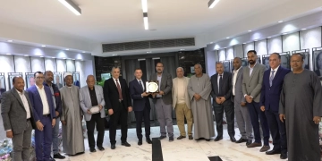 محافظ أسوان يستقبل الهيئة البرلمانية وأعضاء حزب مستقبل وطن لدعم خطط التنمية 1 - جريدة المساء