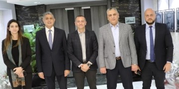 لاشين يستقبل قنديل .. استعدادا لمنتدى أسوان للسلام والتنمية 9 - جريدة المساء