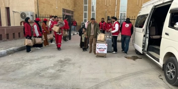 الهلال الأحمر يواصل خدماته الإنسانية في استقبال وتوديع الأشقاء 1 - جريدة المساء الهلال الأحمر يواصل خدماته الإنسانية في استقبال وتوديع الأشقاء