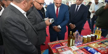 محافظ جنوب سيناء يفتتح معرض أهلًا رمضان بشرم الشيخ بتخفيضات تصل إلى 30% 1 - جريدة المساء