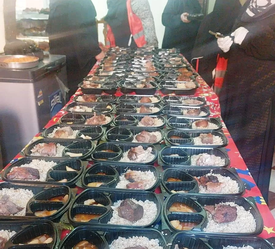 توزيع 700 وجبة غذائية بقرى حجازة والعتمور بكوم أمبو بمبادرة "مطبخ المصرية بإيد بناتها " 27 - جريدة المساء