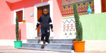 تطوير منازل الأسر الأولى بالرعاية