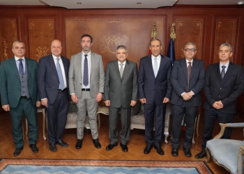 الفريق اسامة ربيع يبحث مع "Hapag-Lloyd" تعزيز التعاون وعودة خدمات تحالف "Gemini" للمجرى الملاحي 30 - جريدة المساء الفريق اسامة ربيع يبحث مع "Hapag-Lloyd" تعزيز التعاون وعودة خدمات تحالف "Gemini" للمجرى الملاحي 29 - جريدة المساء