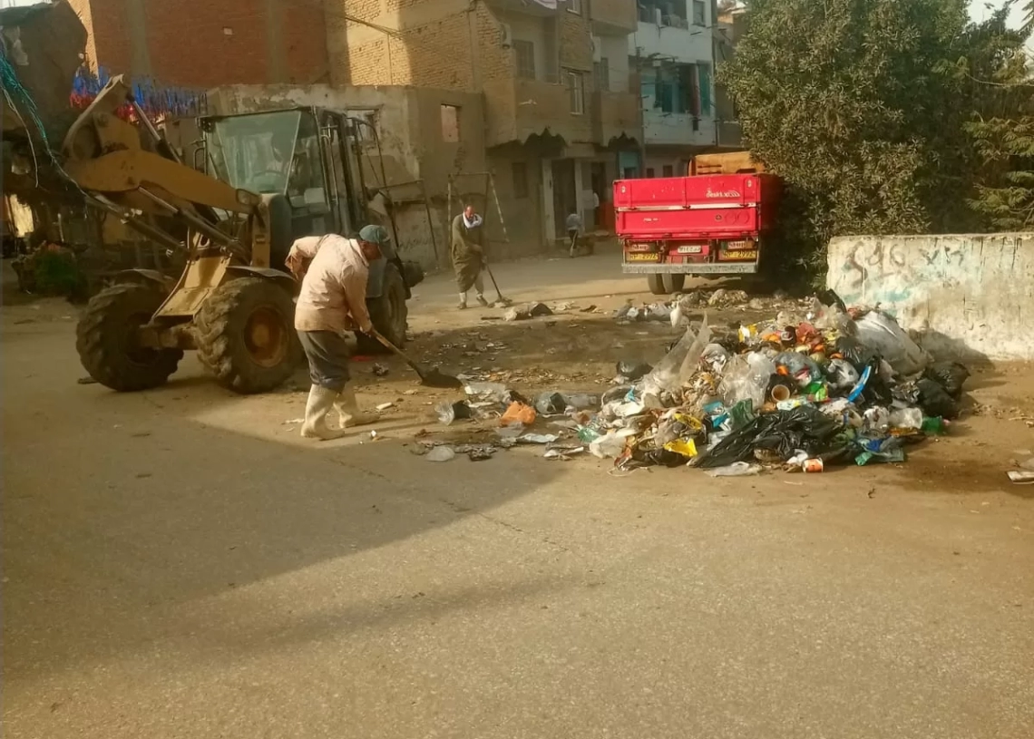 حملات يومية للنظافة ورفع المخلفات بأبشواي 19 - جريدة المساء