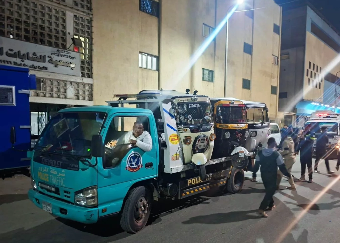 حملات مكثفة للإنضباط المرورى والتصدى للمخالفات بأسوان 16 - جريدة المساء