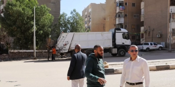 محافظ أسوان يقود جولات ميدانية مكثفة بمنطقة المحمودية 1 - جريدة المساء