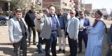 محافظ بني سويف يوجّه بسرعة رفع تراكمات القمامة ومراجعة الإشغالات 2 - جريدة المساء محافظ بني سويف يوجّه بسرعة رفع تراكمات القمامة ومراجعة الإشغالات 1 - جريدة المساء