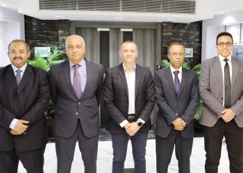 وفود من نادى القضاة والجامعة يهنئون عمرو لاشين محافظة أسوان 26 - جريدة المساء