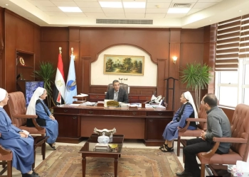 وفد مدرسة القديس يوسف يهنئ وليد البرقي بتعيينه محافظا للبحر الأحمر 21 - جريدة المساء