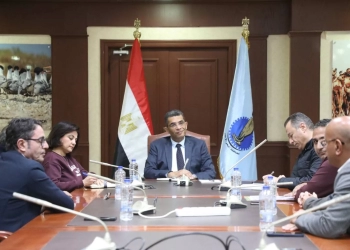 محافظ البحر الأحمر يستقبل وفد غرفة المنشآت الفندقية لبحث معوقات القطاع وتعزيز التعاون المشترك 21 - جريدة المساء