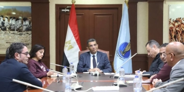 محافظ البحر الأحمر يستقبل وفد غرفة المنشآت الفندقية لبحث معوقات القطاع وتعزيز التعاون المشترك 1 - جريدة المساء