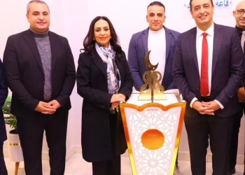 متعافو مراكز العزيمة يهدون وزيرة التضامن فانوس رمضان تقديراً لدعمها 25 - جريدة المساء