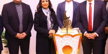 متعافو مراكز العزيمة يهدون وزيرة التضامن فانوس رمضان تقديراً لدعمها 9 - جريدة المساء