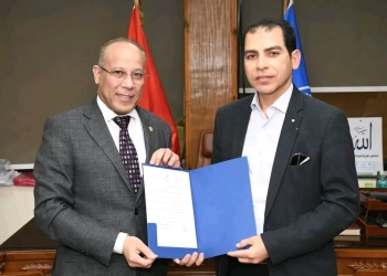 د.أحمد شحاتة مستشارا للنشاط العلمي بجامعة القناة 29 - جريدة المساء د.أحمد شحاتة مستشارا للنشاط العلمي بجامعة القناة 28 - جريدة المساء