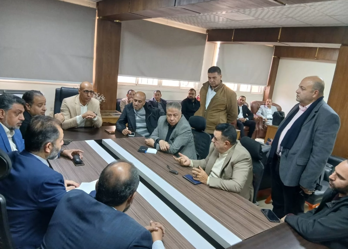 اجتماع بجهاز الشروق لمتابعة تقنين أوضاع المناطق المضافة 31 - جريدة المساء