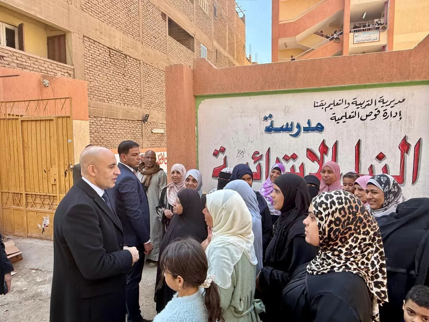 وزير التعليم يواصل جولته في قنا لمتابعة العملية التعليمية في مدارس قوص 85 - جريدة المساء وزير التعليم يواصل جولته في قنا لمتابعة العملية التعليمية في مدارس قوص 84 - جريدة المساء