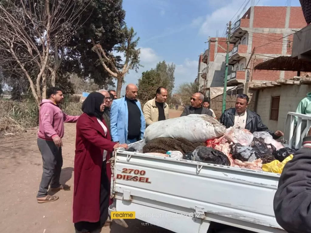 ضبط لحوم فاسدة داخل سلخانة غير مرخصة.. بسرس الليان 38 - جريدة المساء