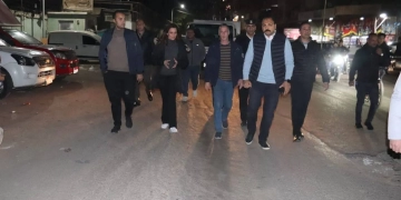 نائب محافظ الجيزة تجري جولة ليلية بشوارع بولاق الدكرور لمتابعة حالة النظافة والإشغالات 1 - جريدة المساء