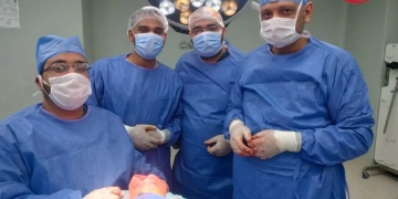 لأول مرة في قنا.. نجاح تثبيت كسر بالمرفق دون شرائح أو مسامير بمستشفى قفط التخصصي 1 - جريدة المساء