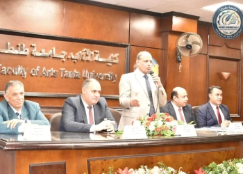 "كيف نقرأ التاريخ".. ندوة علمية بآداب طنطا 31 - جريدة المساء "كيف نقرأ التاريخ".. ندوة علمية بآداب طنطا 30 - جريدة المساء