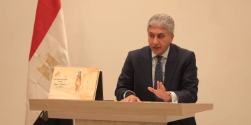 فى إجتماع المجلس الأعلى للآثار برئاسة وزير السياحة .. بروتوكول تعاون مع "OPPO" للهواتف المحمولة لإبراز هوية الحضارة المصرية 9 - جريدة المساء