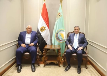 فاروق والزملوط بحثا تعزيز التنمية الزراعية والإنتاج الحيواني بمطروح 27 - جريدة المساء فاروق والزملوط بحثا تعزيز التنمية الزراعية والإنتاج الحيواني بمطروح 26 - جريدة المساء