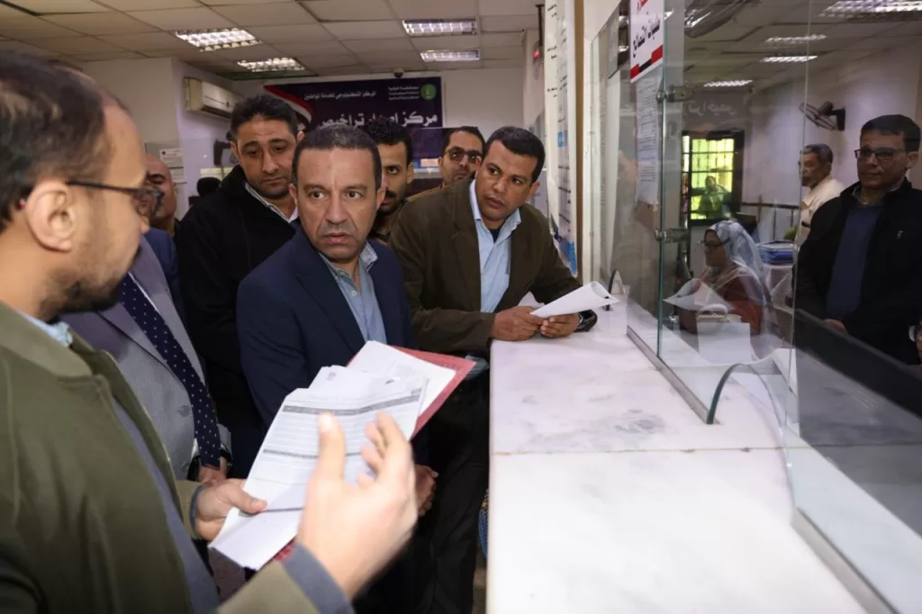 الغريب يتفقد المركز التكنولوجي وأعمال الرصف بشارع الجيش بالباجور 21 - جريدة المساء