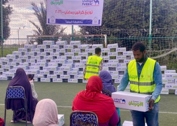 توزيع (630) كرتونة رمضان على الأولى بالرعاية بقرى مراكز المنيا 32 - جريدة المساء
