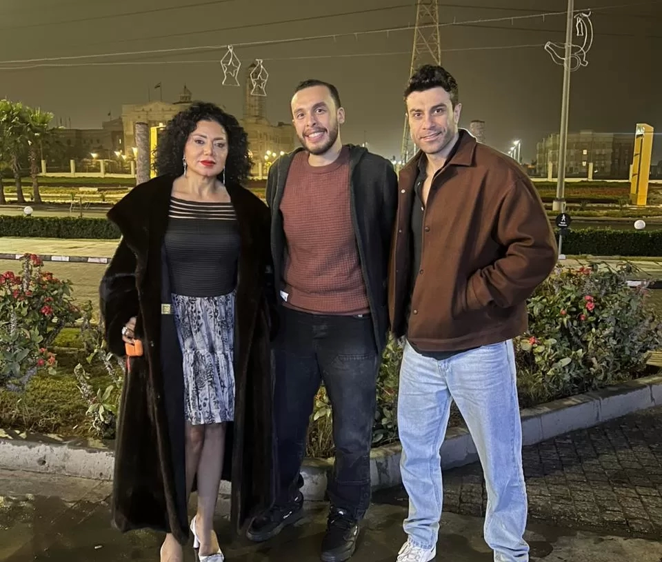 مهند حسني: انتظروا مفاجآت كابتن رامي في “روج أسود” 26 - جريدة المساء مهند حسني: انتظروا مفاجآت كابتن رامي في “روج أسود” 25 - جريدة المساء