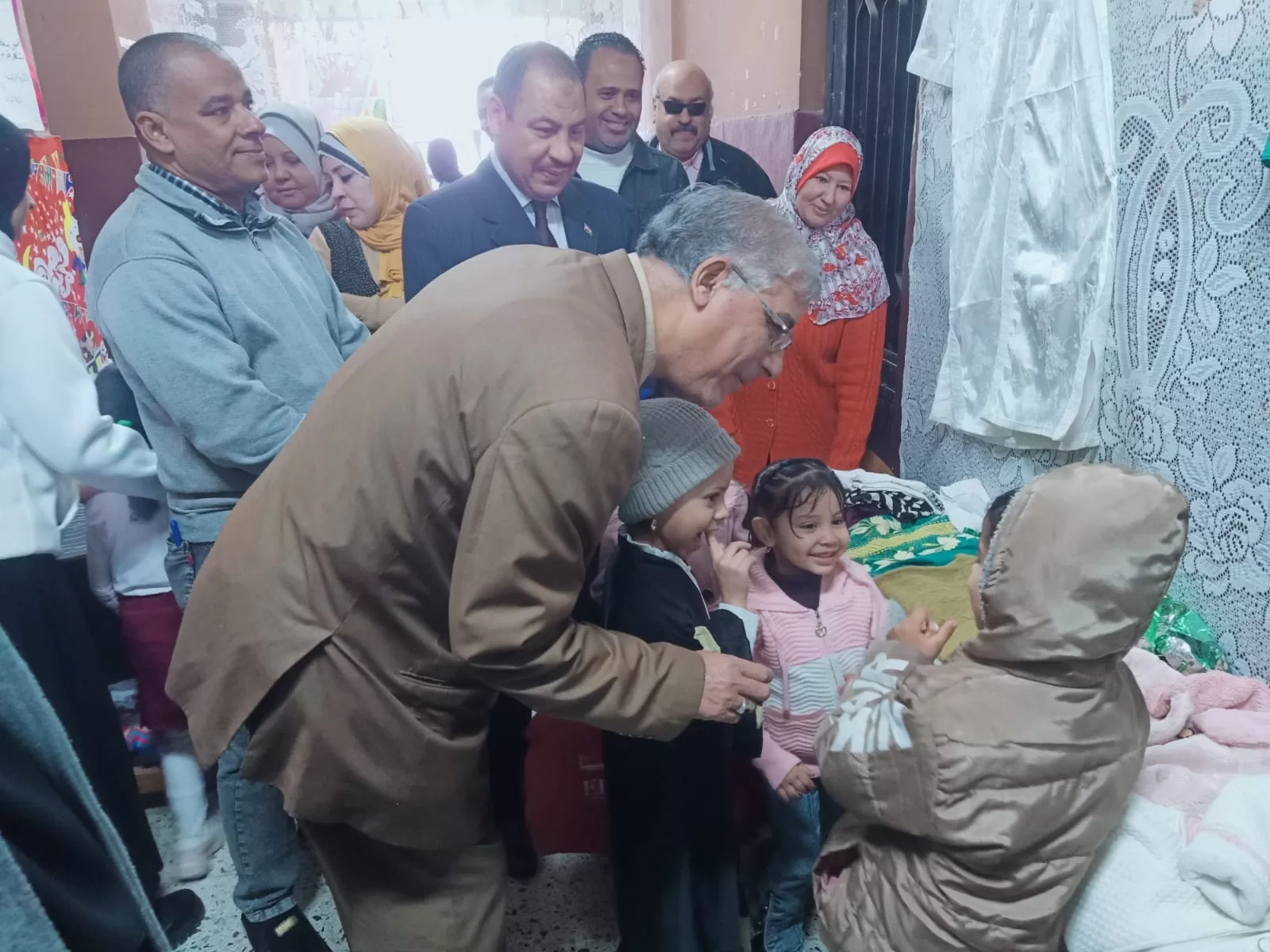 جولة مفاجئة لوكيل تعليم قنا لمتابعة انتظام الدراسة 160 - جريدة المساء