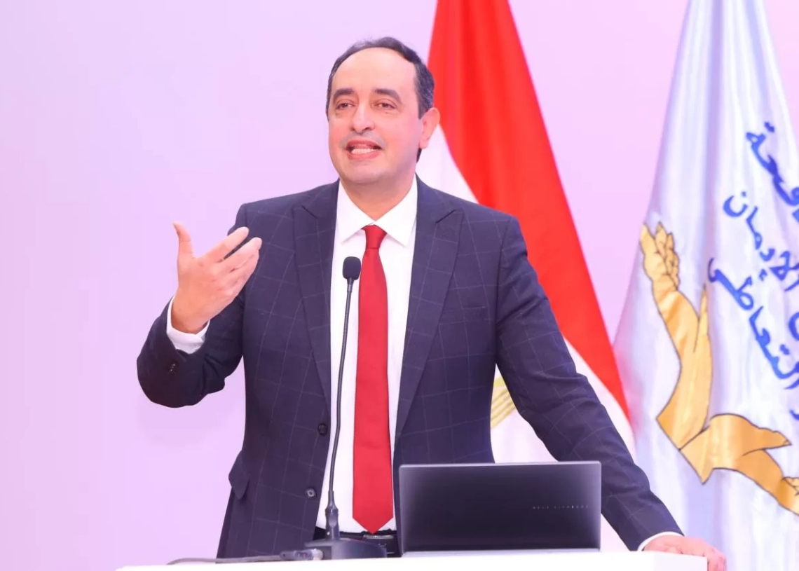 د. عمرو عثمان مدير صندوق مكافحة وعلاج الإدمان والتعاطى