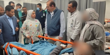 قنديل أجري جولة تفقدية بالأقصر لمتابعة سير المنظومة الطبية 2 - جريدة المساء قنديل أجري جولة تفقدية بالأقصر لمتابعة سير المنظومة الطبية 1 - جريدة المساء