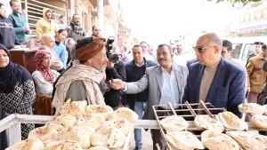 محافظ المنيا يتفقد الأسواق ويضبط لحومًا غير صالحة للاستهلاك 61 - جريدة المساء