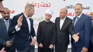 وزير الأوقاف يشارك في ختام مسابقة «أصوات من السماء» ويحضر أطول مائدة إفطار بالمنيا 43 - جريدة المساء