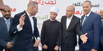 وزير الأوقاف يشارك في ختام مسابقة «أصوات من السماء» ويحضر أطول مائدة إفطار بالمنيا 1 - جريدة المساء