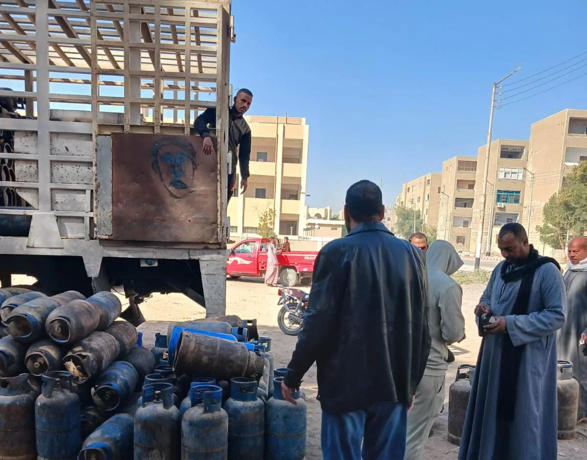 تموين قنا: ضخ 28 ألف أسطوانة بوتاجاز منزلية و2000 تجارية 45 - جريدة المساء