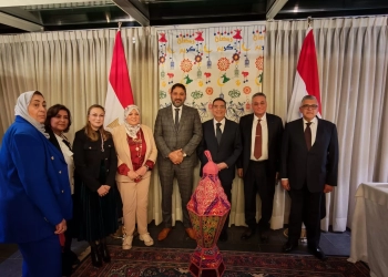 حفل إفطار رمضاني بدعوة من السفير عماد حنا للجالية المصرية بهولندا 33 - جريدة المساء حفل إفطار رمضاني بدعوة من السفير عماد حنا للجالية المصرية بهولندا 32 - جريدة المساء