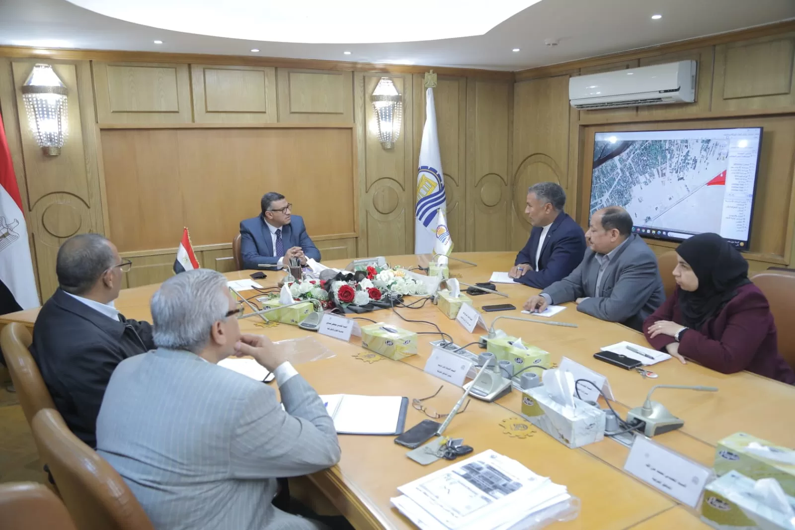 محافظ قنا يتابع نسب الإنجاز بمشروع المنطقة الحرفية بالترامسة 43 - جريدة المساء