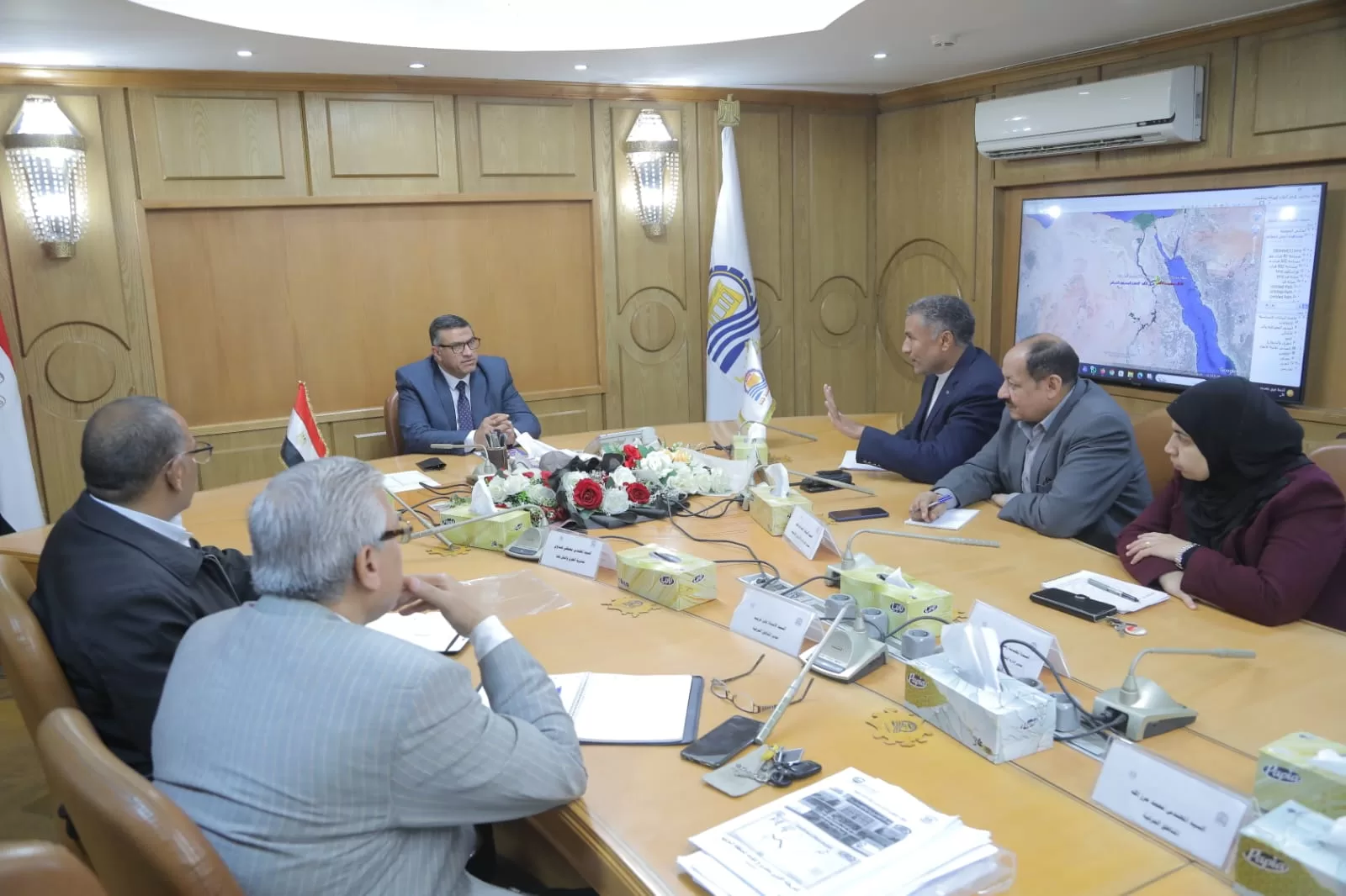 محافظ قنا يتابع نسب الإنجاز بمشروع المنطقة الحرفية بالترامسة 45 - جريدة المساء