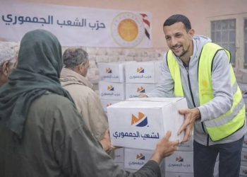 الشعب الجمهوري يوزع 1000 كرتونة رمضانية بقوص ضمن مبادرة «مع الناس» 29 - جريدة المساء