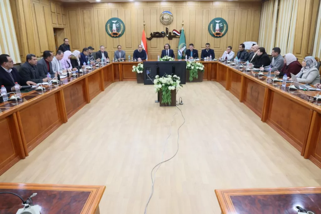 محافظ المنوفية : تسريع الأداء بملفات التصالح والتقنين وقانون المحال العامة 21 - جريدة المساء