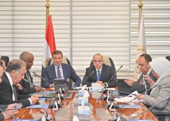 وزيرا الاستثمار والتجارة الخارجية والزراعة يبحثان تعزيز التواجد الاستثماري والتجاري المصري في أفريقيا.. 32 - جريدة المساء وزيرا الاستثمار والتجارة الخارجية والزراعة يبحثان تعزيز التواجد الاستثماري والتجاري المصري في أفريقيا.. 31 - جريدة المساء