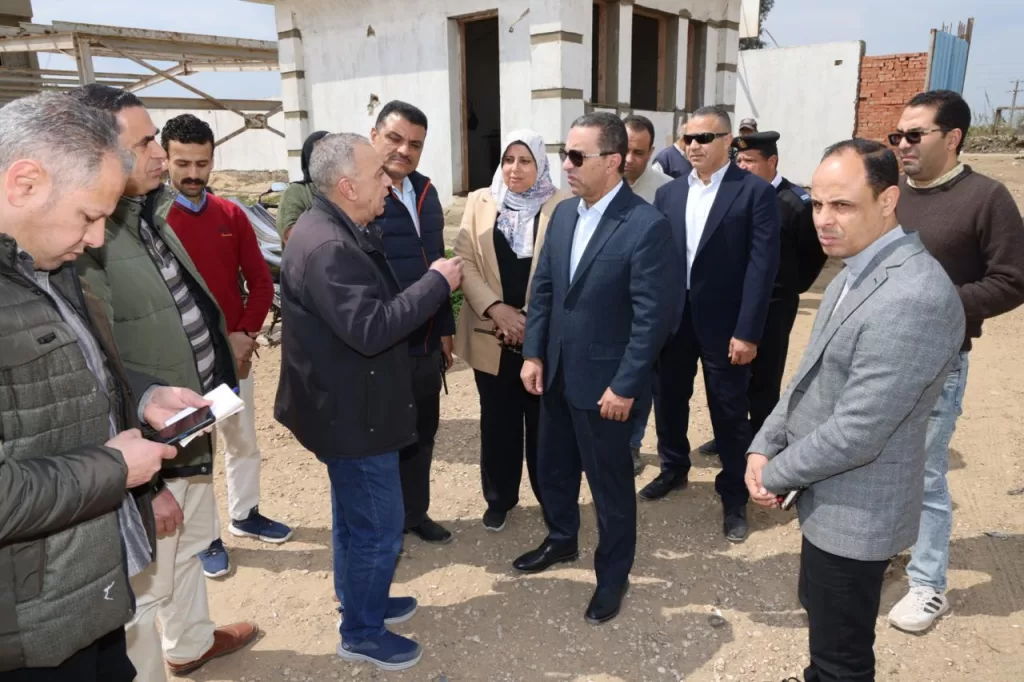 محافظ المنوفية يتفقد موقف قويسنا النموذجي و مصنع تدوير المخلفات 19 - جريدة المساء