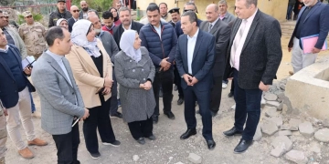 «الغريب» يتفقد إحدى السلاسل التجارية بقويسنا للتأكد من توافر السلع و جودة المنتجات و الالتزام بالأسعار 1 - جريدة المساء