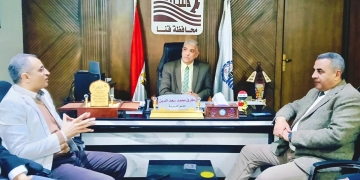 تعاون بين تعليم قنا والمديرية المالية لتعزيز الانضباط المالي والإداري 1 - جريدة المساء