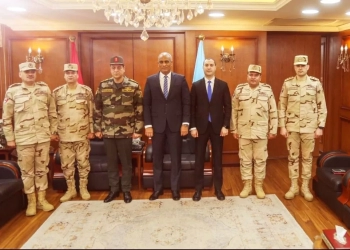 محافظ كفرالشيخ وقائد المنطقة الشمالية العسكريةبحثا تعزيز الأمن الغذائي بالمحافظة 35 - جريدة المساء