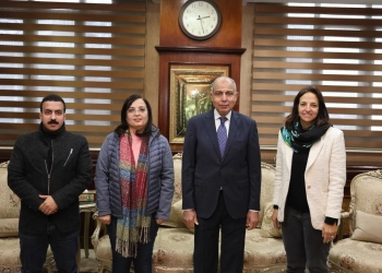 محافظ المنيا يبحث تنفيذ مبادرة “لينا كلّنا” لإنشاء مساحات آمنة للأطفال 33 - جريدة المساء