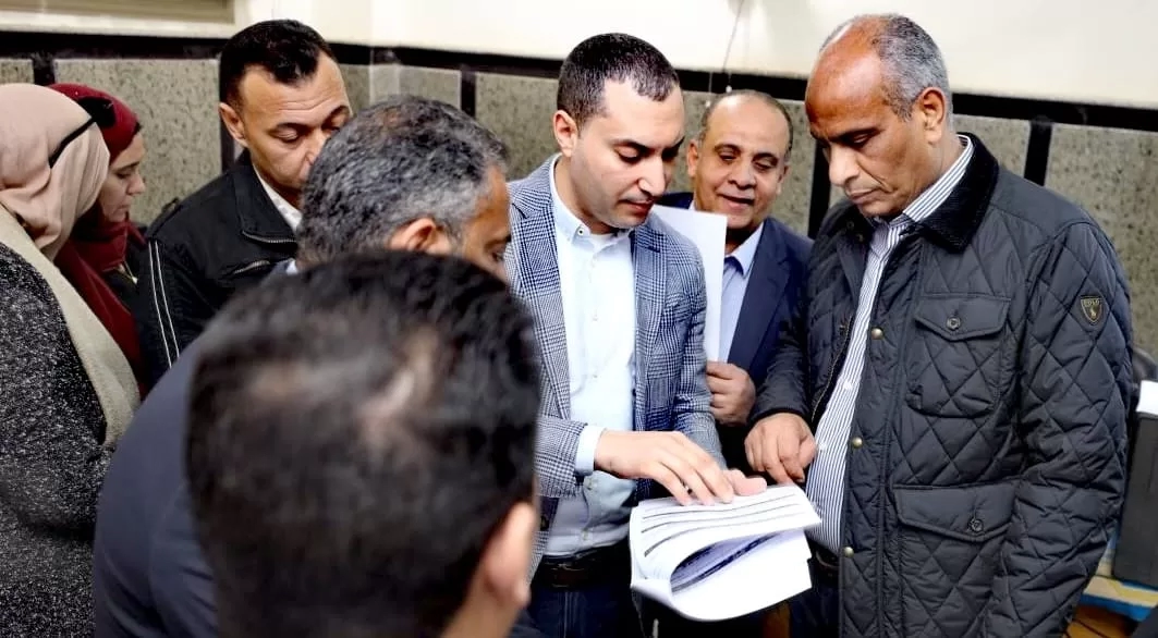 مكى تفقد محطات الوقود لمتابعة تطبيق الأسعار وتوافر المواد البترولية 26 - جريدة المساء